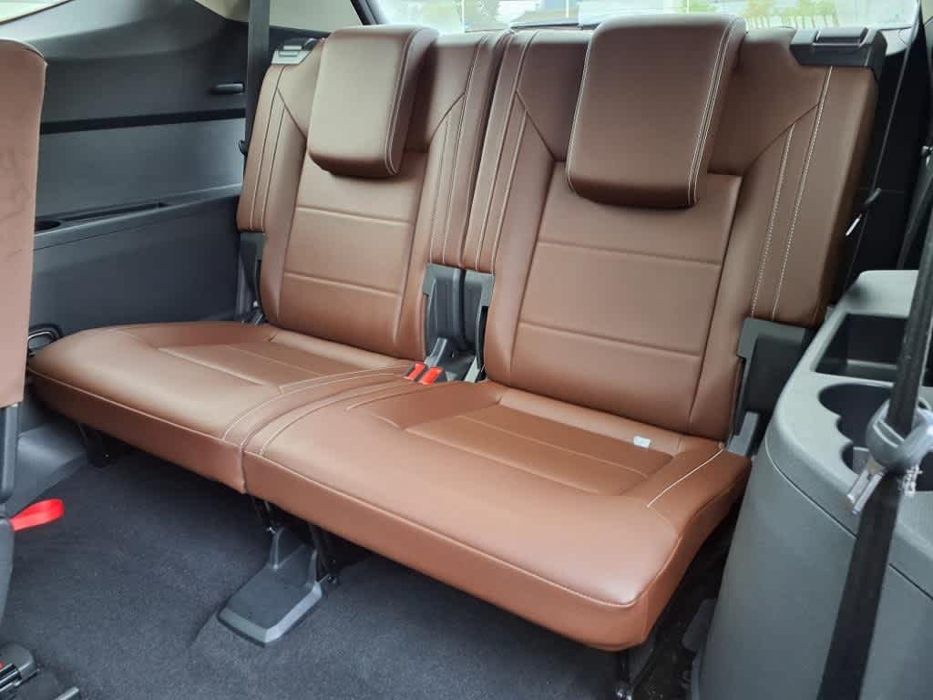 Thumbnail: 2023 Volkswagen Atlas - 10