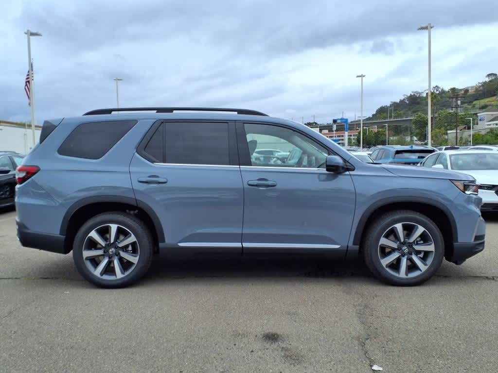 Thumbnail: 2025 Honda Pilot - 4