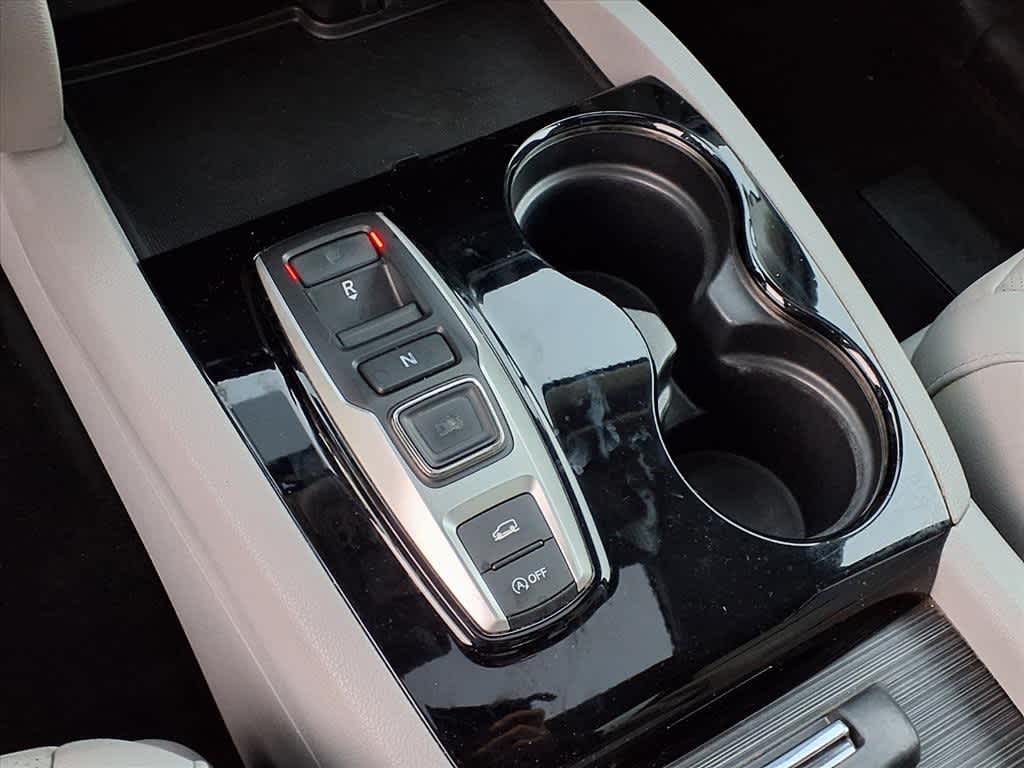 Thumbnail: 2016 Honda Pilot - 23