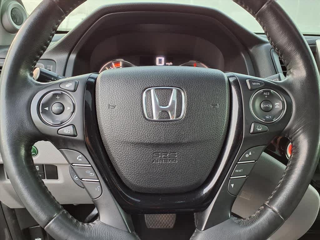 Thumbnail: 2016 Honda Pilot - 17