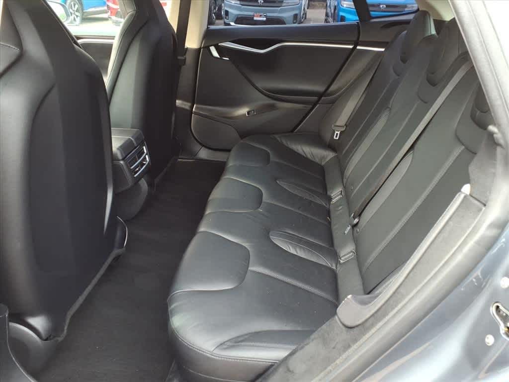 Thumbnail: 2013 Tesla Model S - 10
