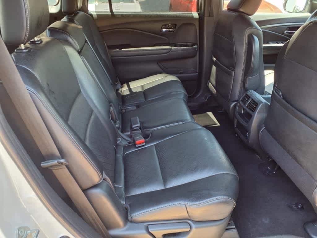 Thumbnail: 2020 Honda Passport - 13