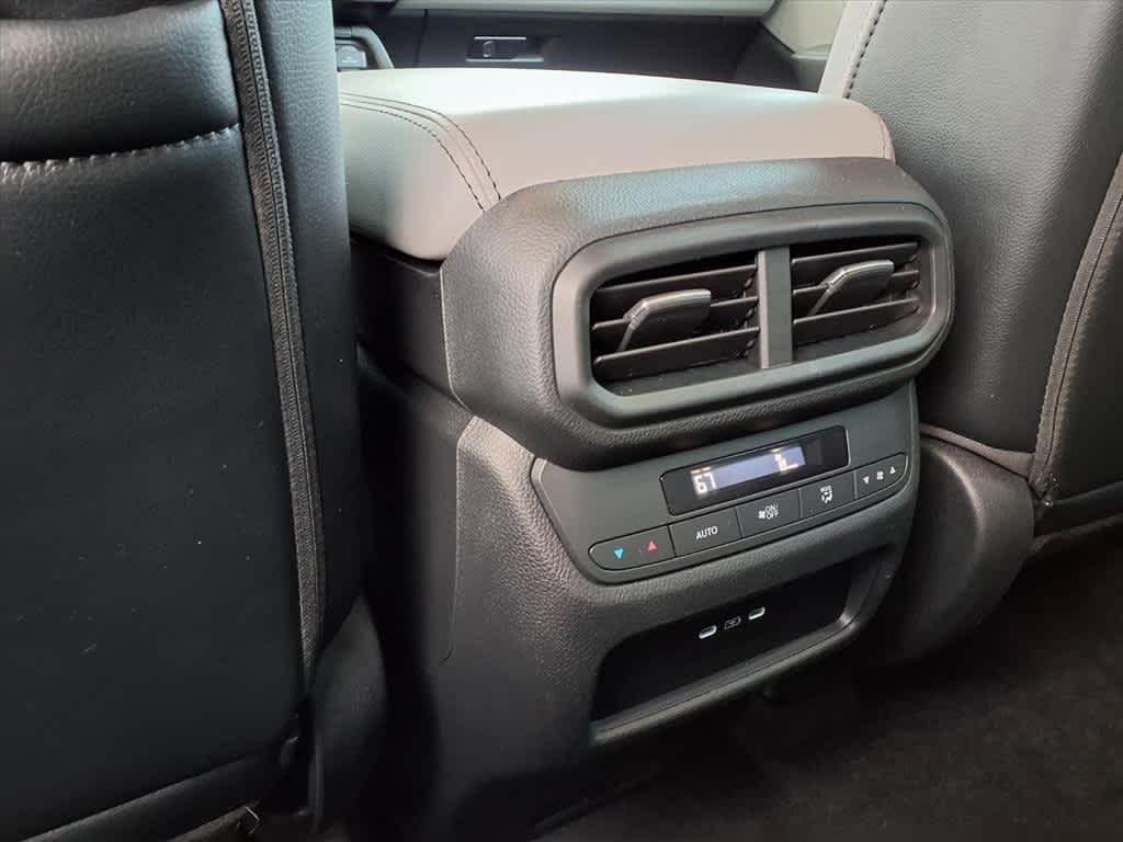 Thumbnail: 2024 Honda Pilot - 11