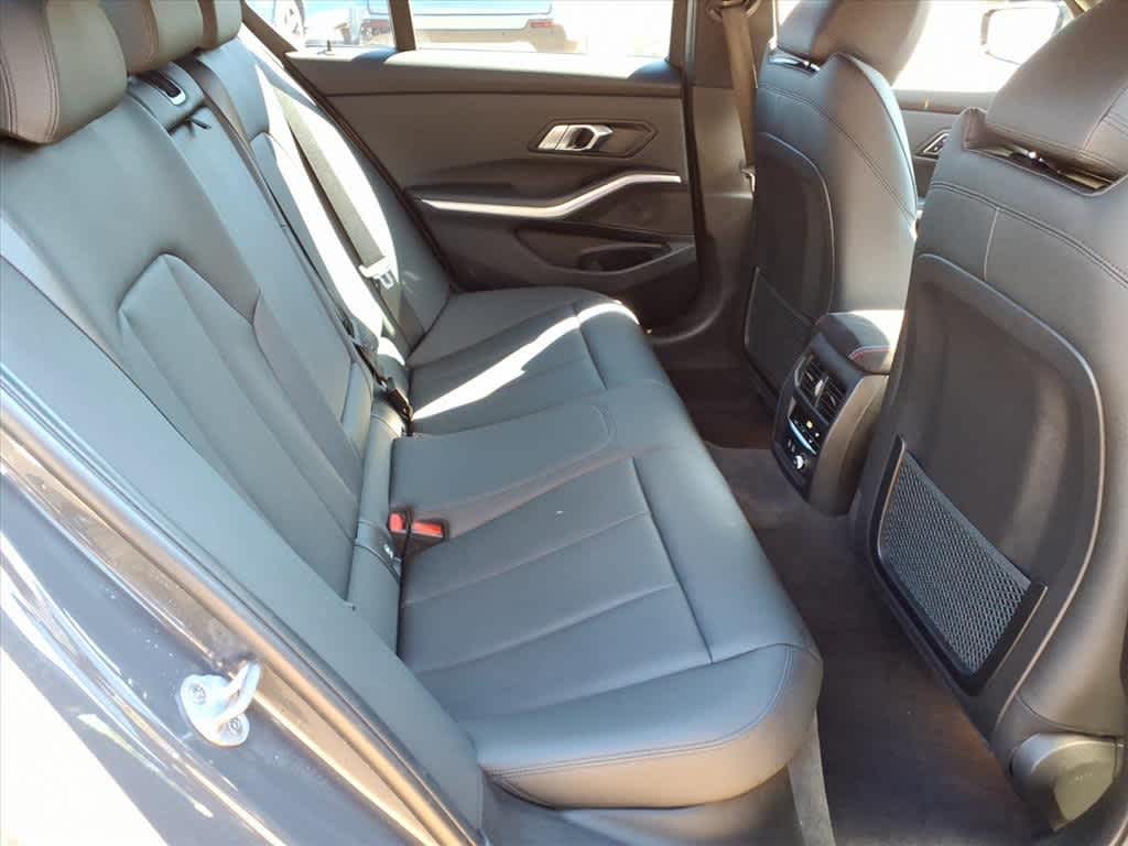 Thumbnail: 2020 BMW 3 Series - 12