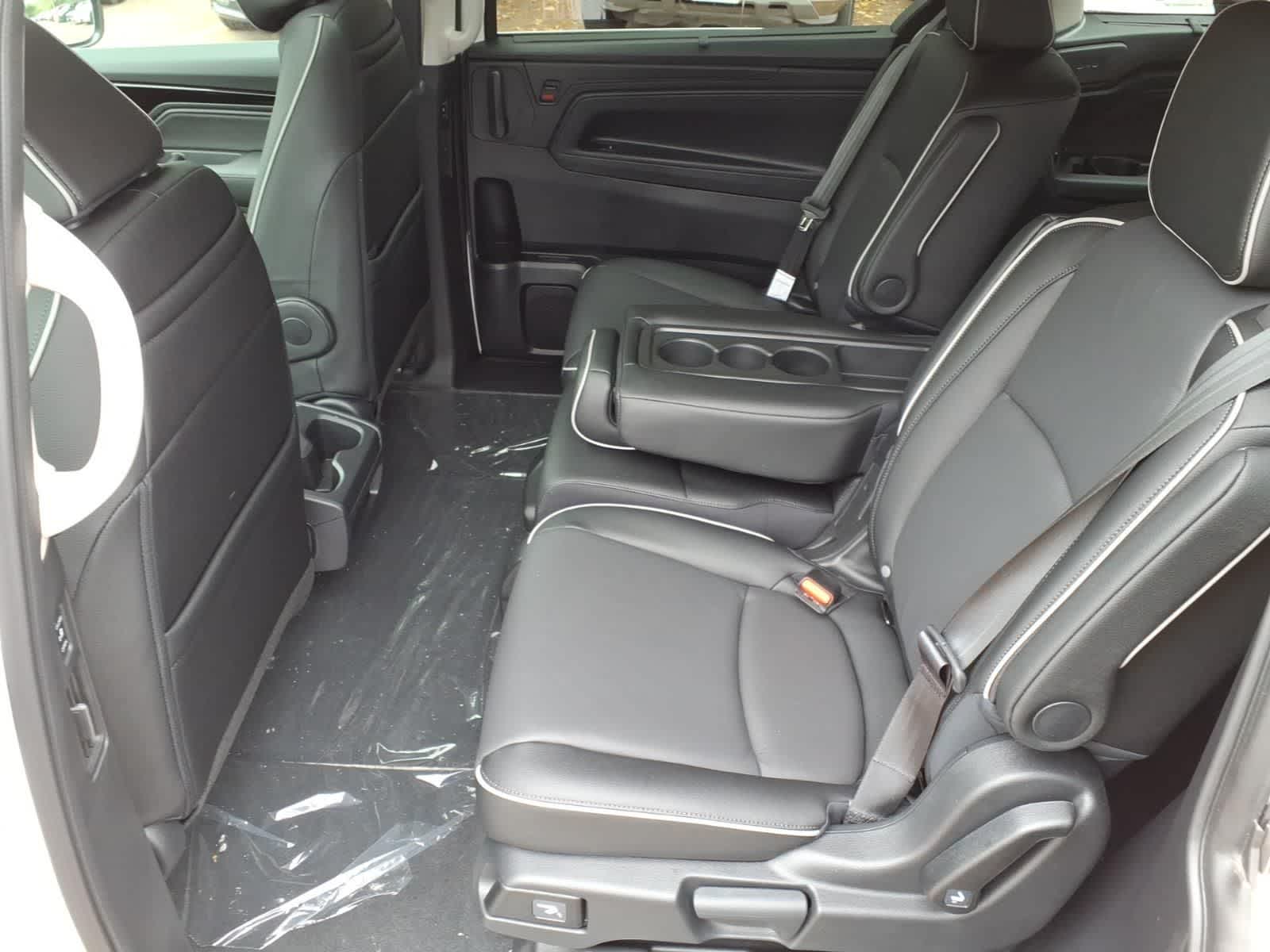Thumbnail: 2026 Honda Odyssey - 9