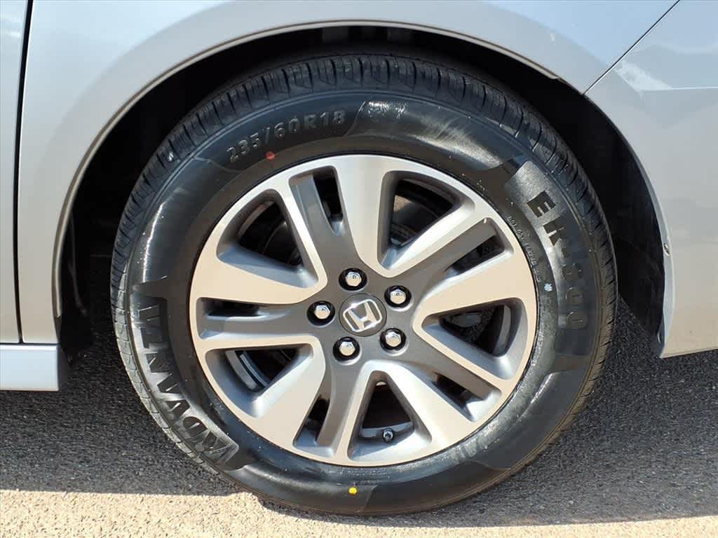 Thumbnail: 2016 Honda Odyssey - 8