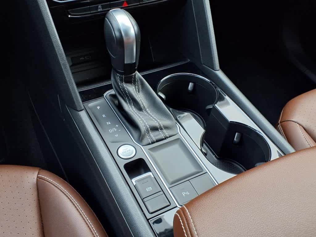 Thumbnail: 2023 Volkswagen Atlas - 22