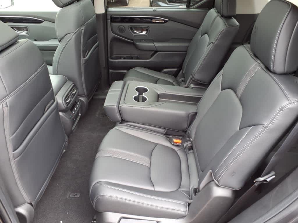 Thumbnail: 2025 Honda Pilot - 9