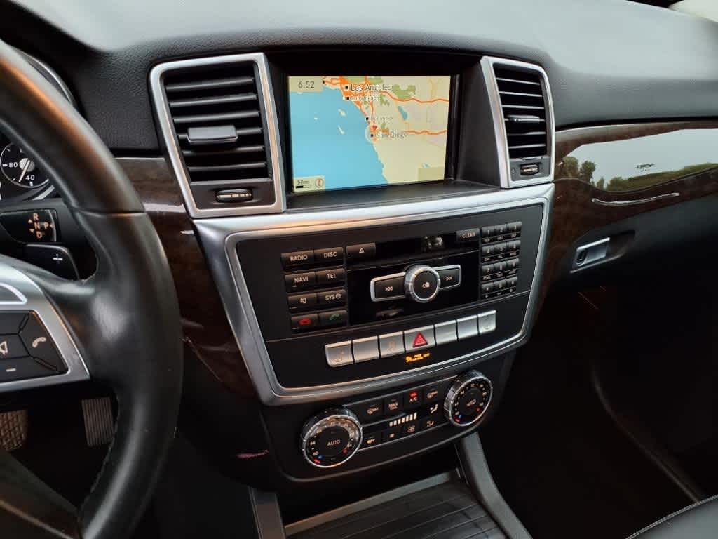 Thumbnail: 2015 Mercedes-Benz M-Class - 21