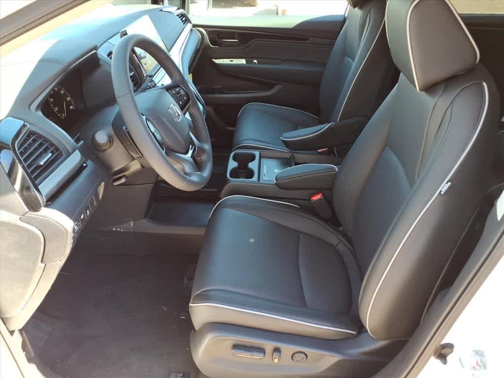Thumbnail: 2026 Honda Odyssey - 13