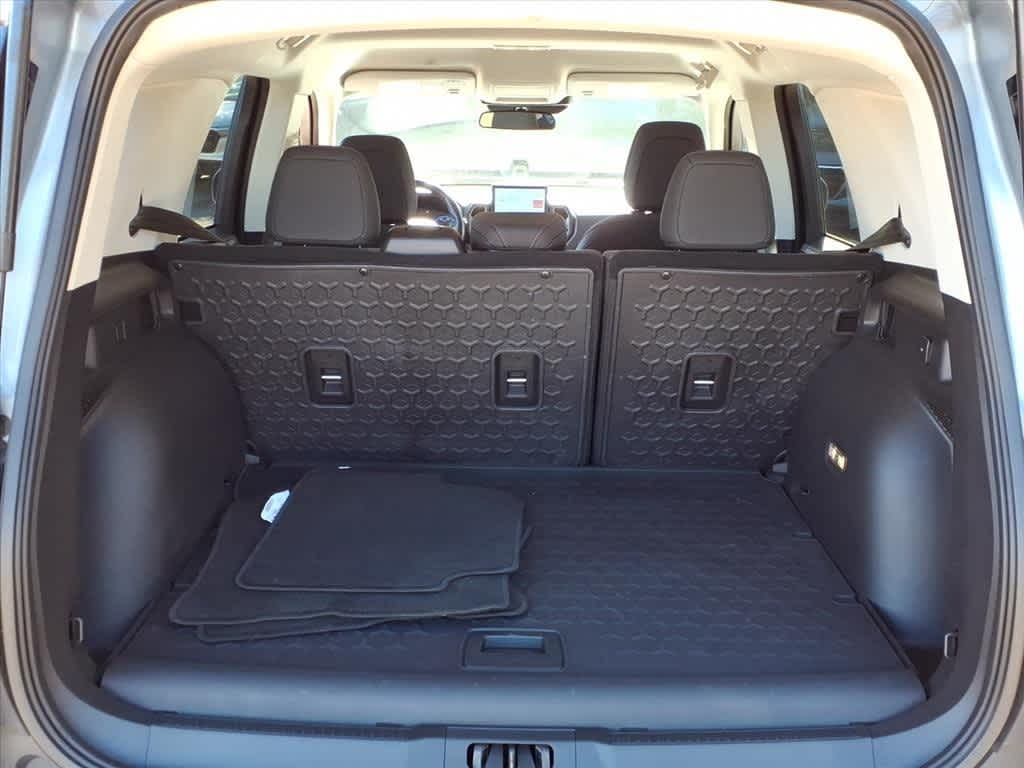 Thumbnail: 2022 Ford Bronco Sport - 6