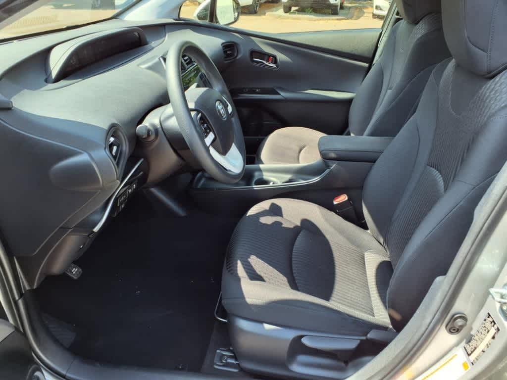 2018 Toyota Prius Two 15