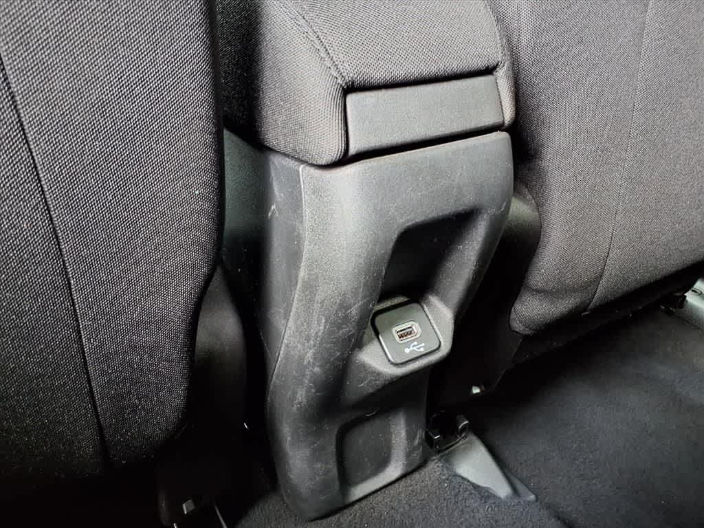 Thumbnail: 2018 Jeep Renegade - 11