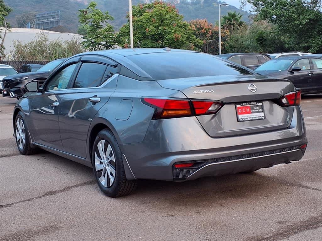 Thumbnail: 2020 Nissan Altima - 7