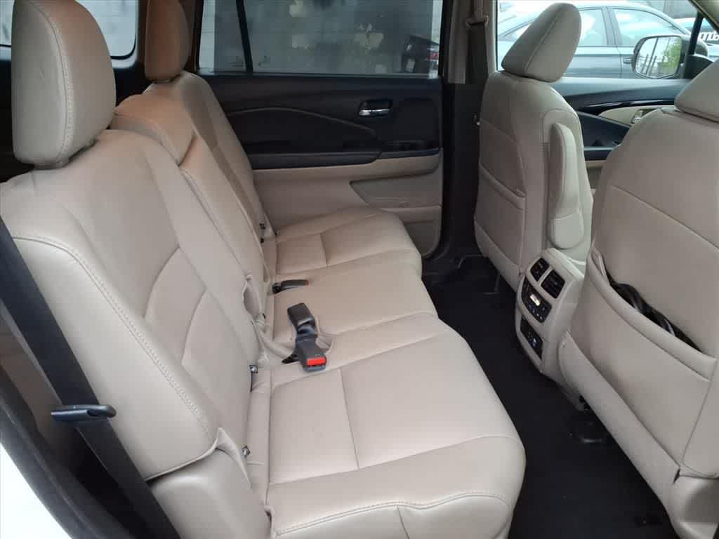 Thumbnail: 2020 Honda Pilot - 12