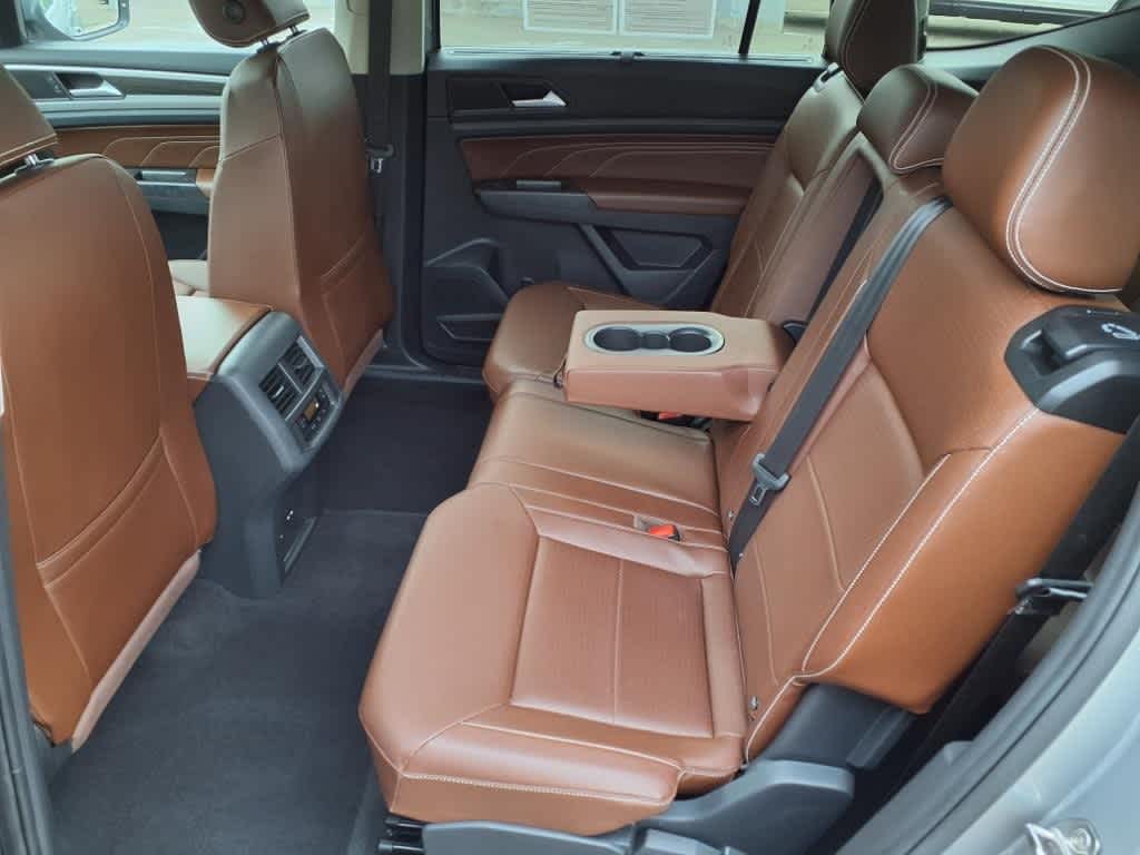 Thumbnail: 2023 Volkswagen Atlas - 9