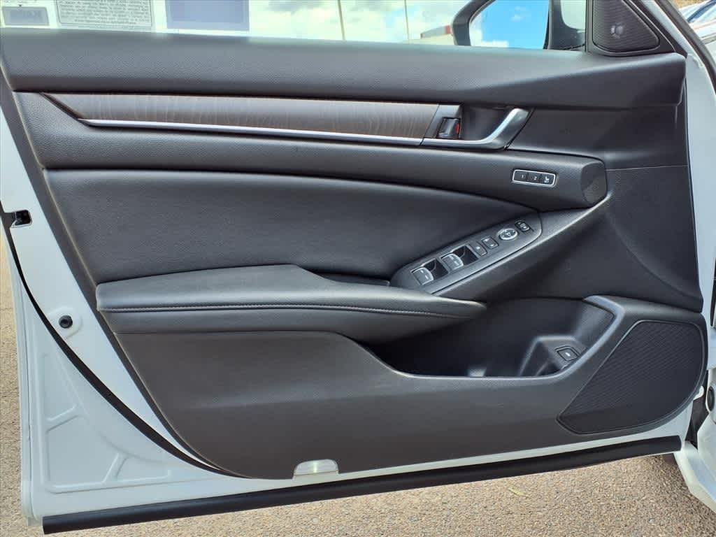 Thumbnail: 2018 Honda Accord - 10