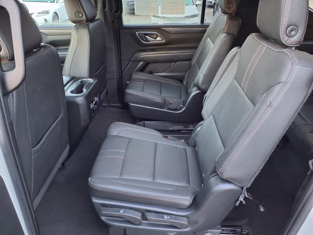 Thumbnail: 2022 Chevrolet Suburban - 9