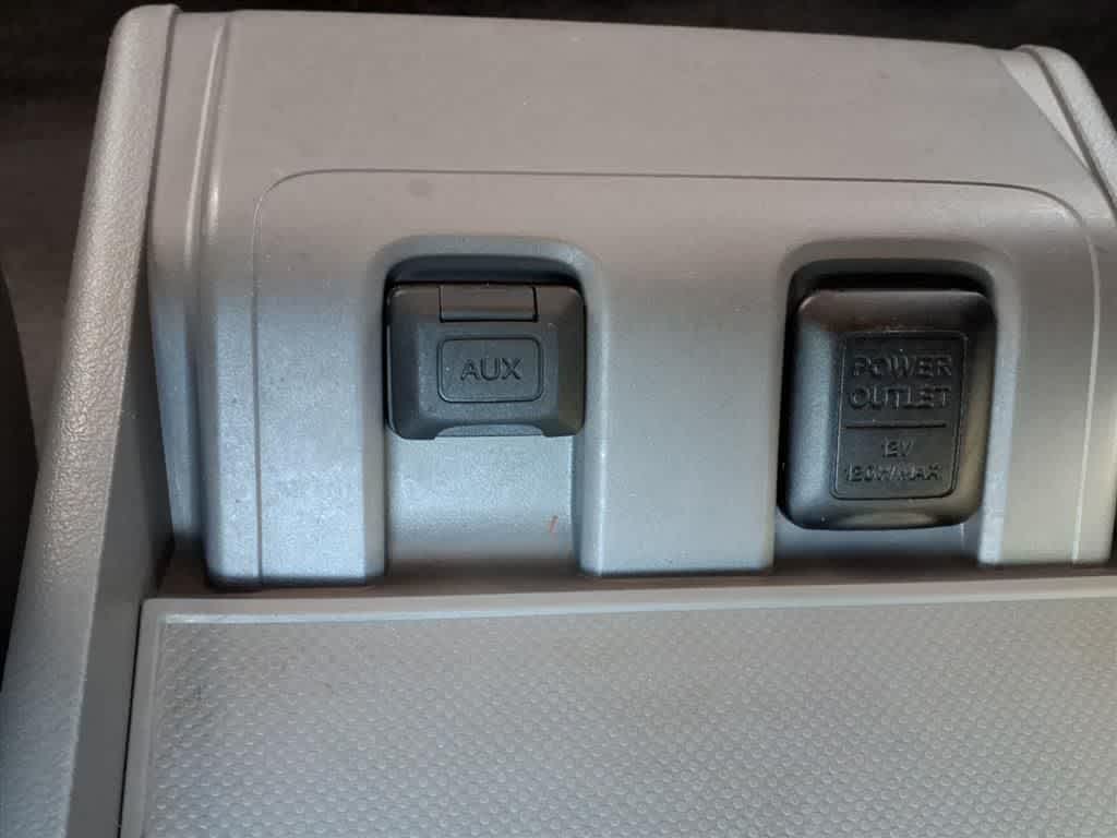 Thumbnail: 2011 Honda CR-V - 24