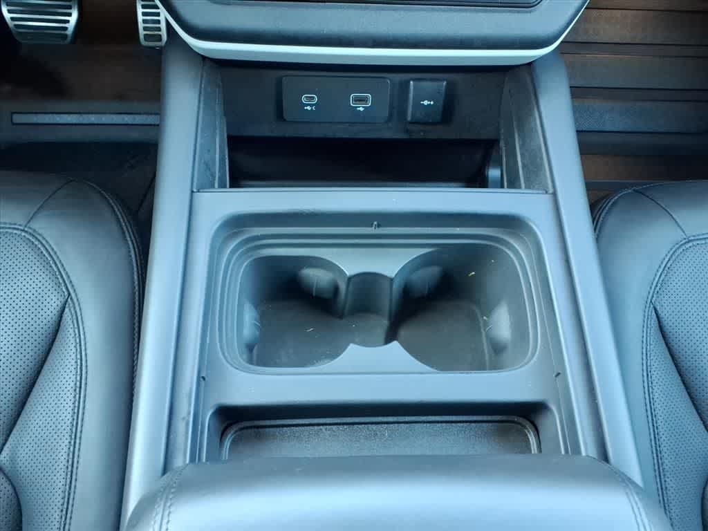 Thumbnail: 2020 Land Rover Defender - 22