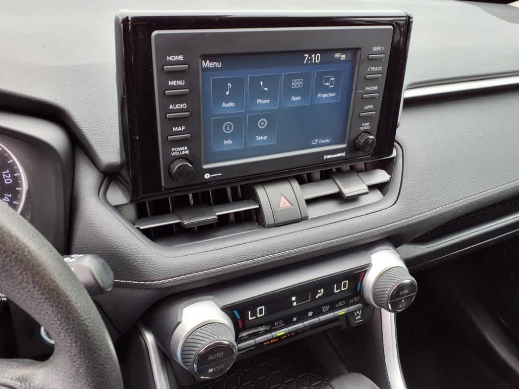 Thumbnail: 2021 Toyota RAV4 - 20