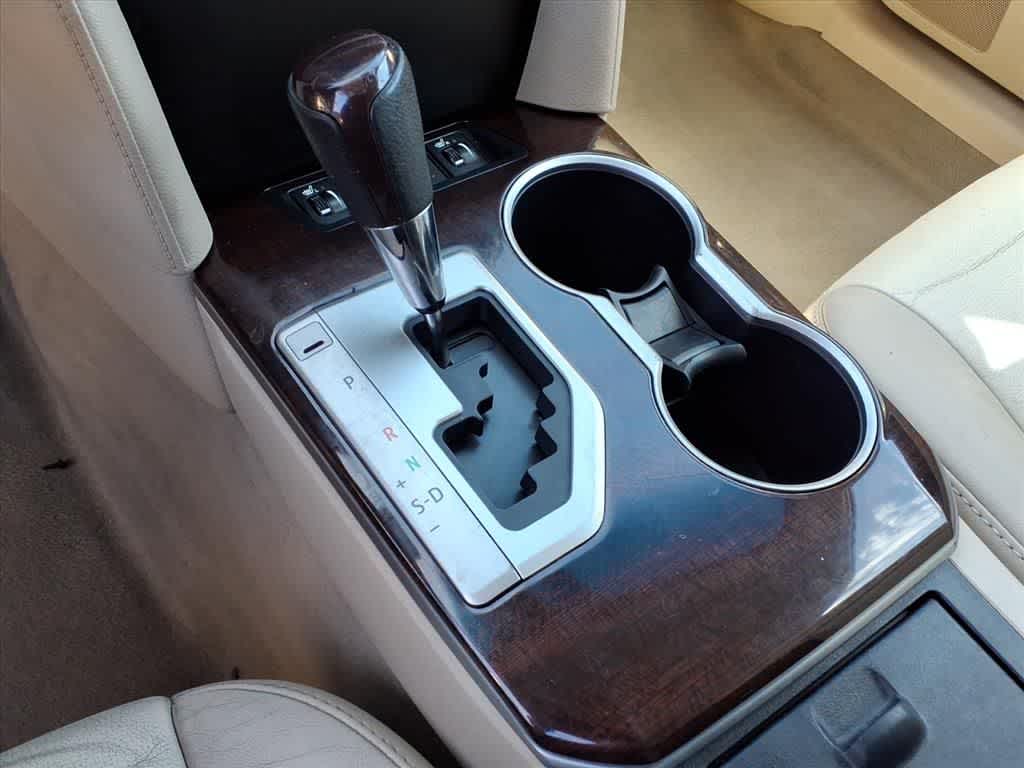 Thumbnail: 2013 Toyota Camry - 20