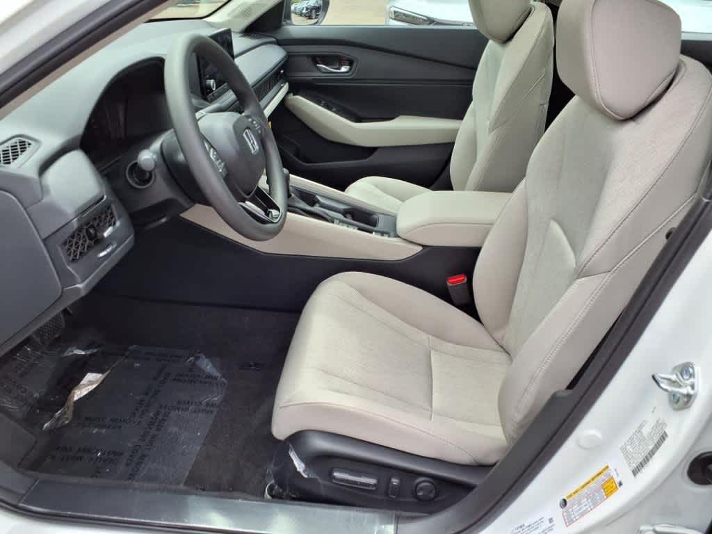 Thumbnail: 2025 Honda Accord - 13