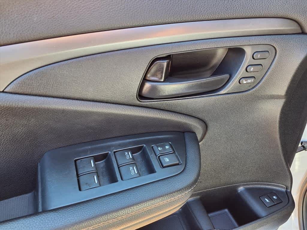 Thumbnail: 2023 Honda Passport - 15