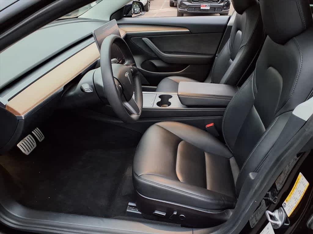 Thumbnail: 2021 Tesla Model 3 - 18