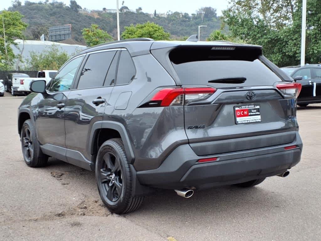 Thumbnail: 2021 Toyota RAV4 - 8