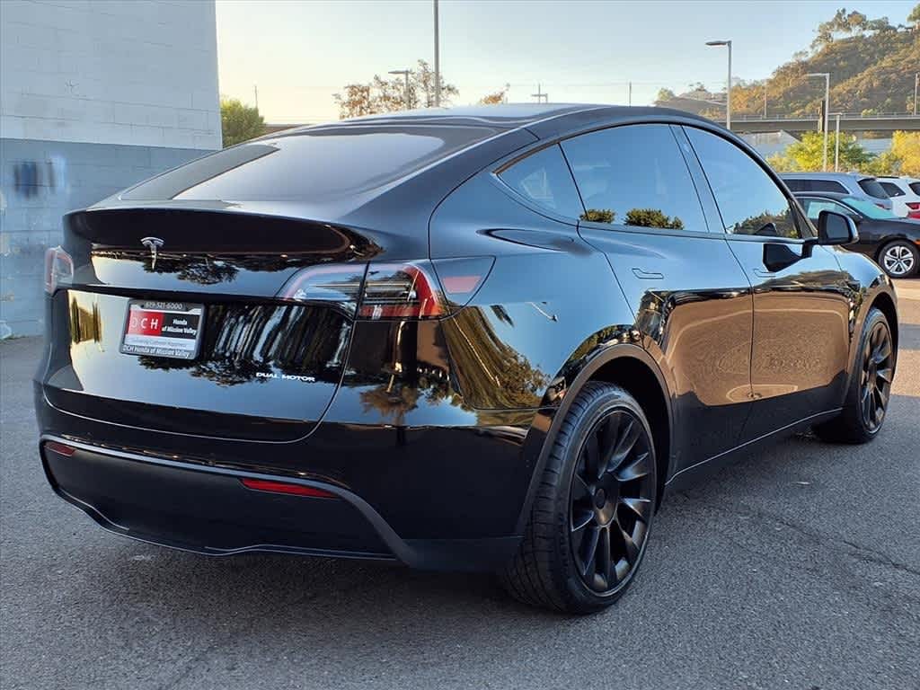 Thumbnail: 2022 Tesla Model Y - 5
