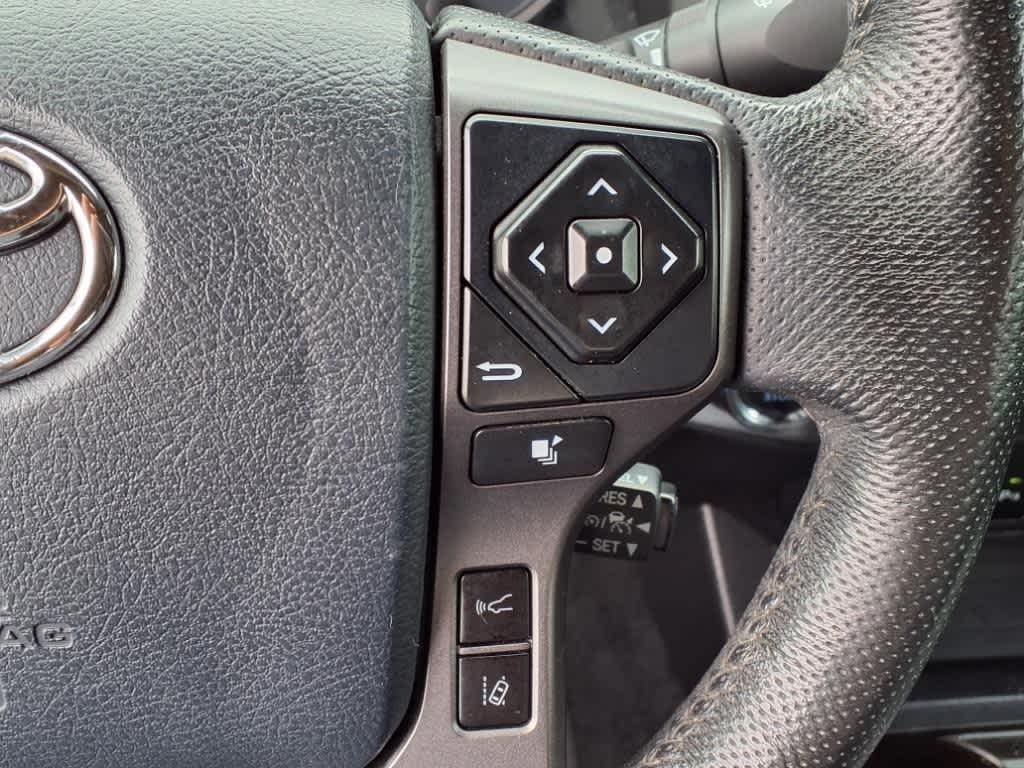 Thumbnail: 2020 Toyota Tacoma - 18