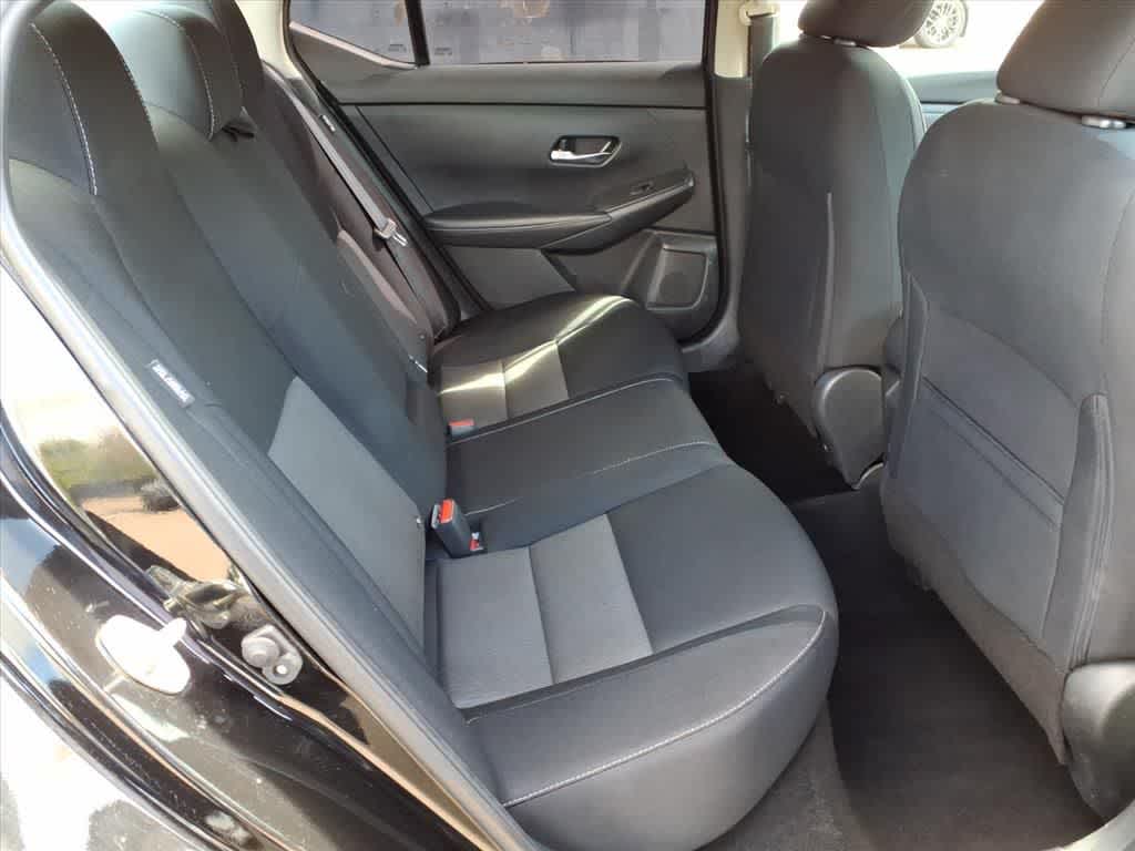 Thumbnail: 2021 Nissan Sentra - 12