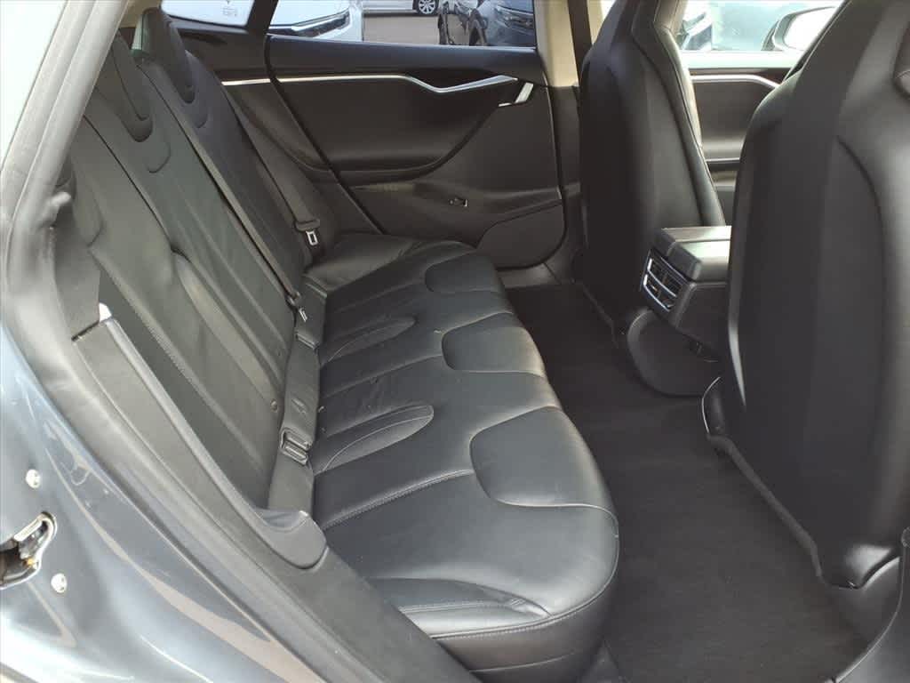 Thumbnail: 2013 Tesla Model S - 13