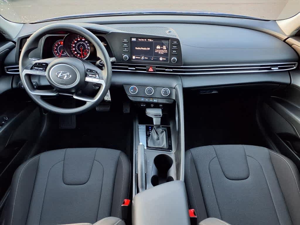 Thumbnail: 2023 Hyundai Elantra - 11