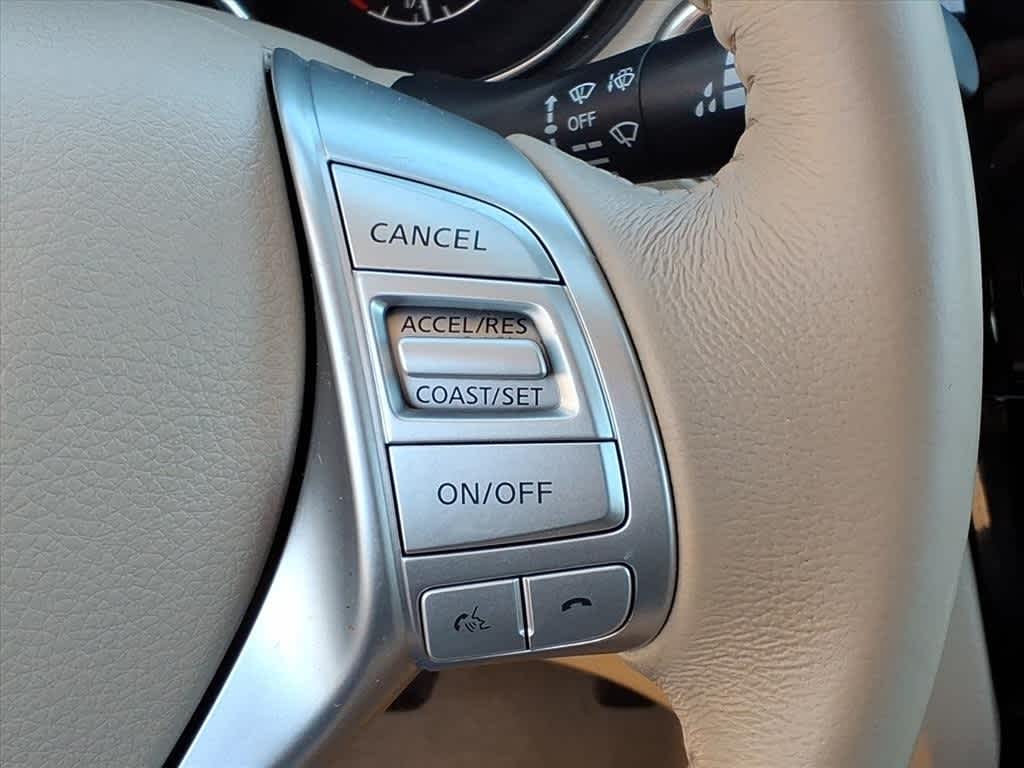 Thumbnail: 2014 Nissan Rogue - 18