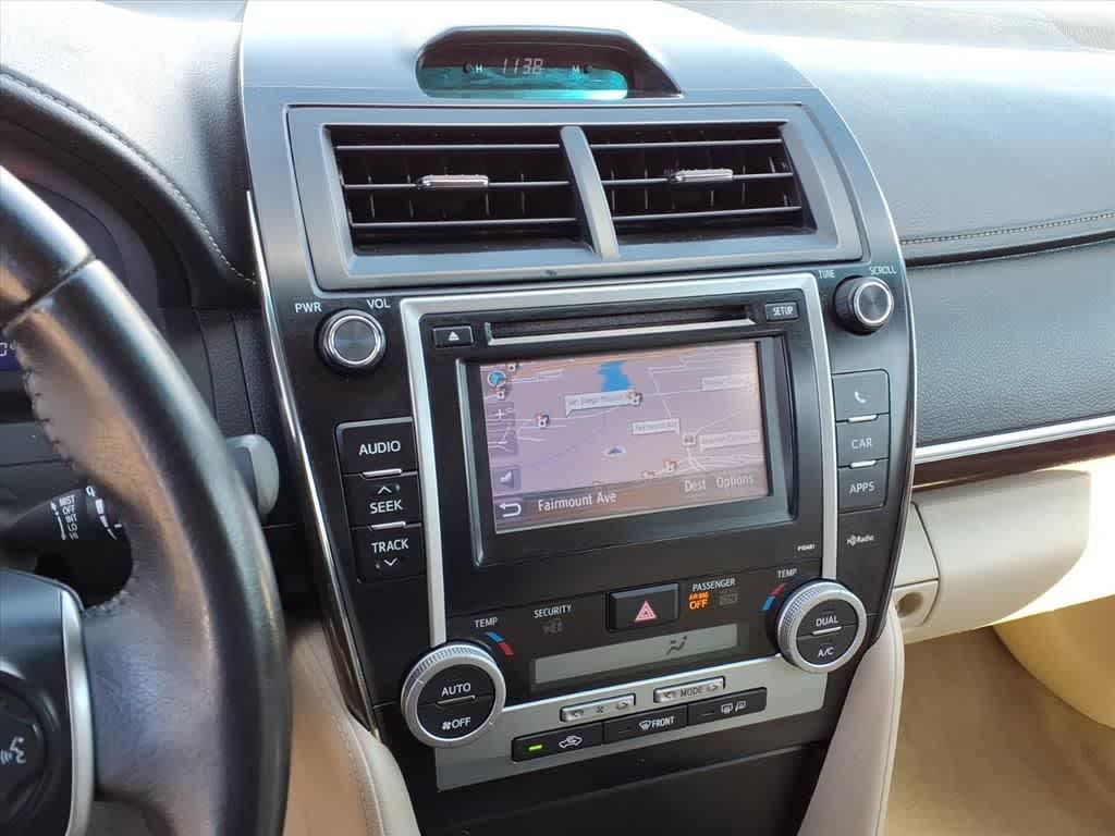 Thumbnail: 2013 Toyota Camry - 18