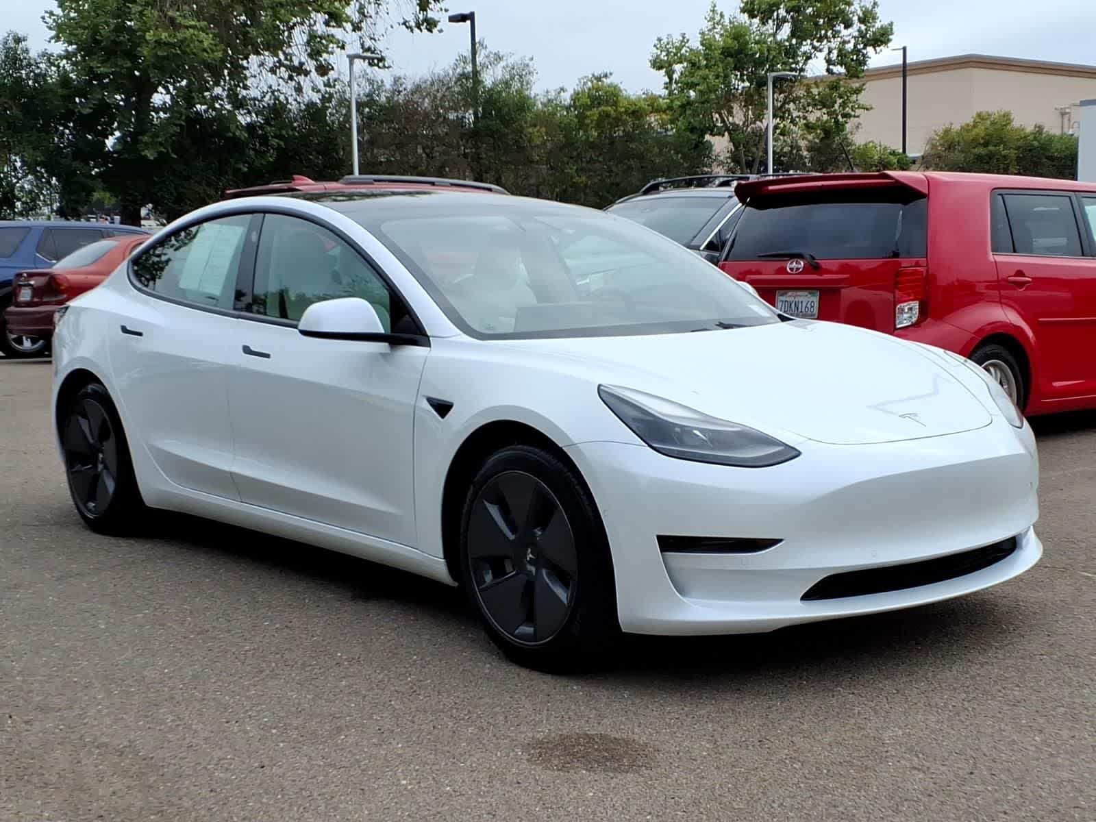 Thumbnail: 2021 Tesla Model 3 - 4