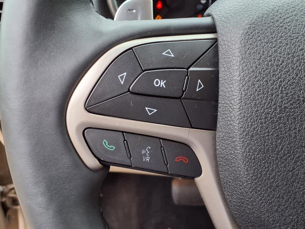 Thumbnail: 2014 Jeep Grand Cherokee - 17