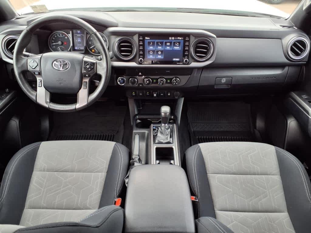 Thumbnail: 2020 Toyota Tacoma - 12