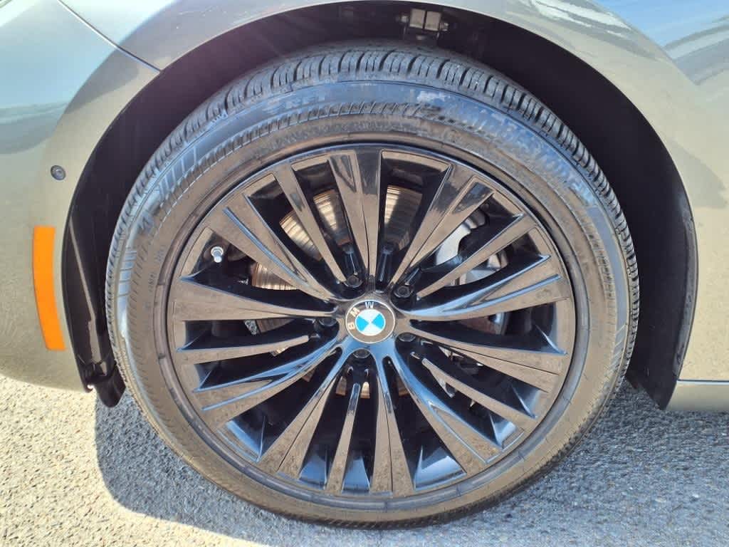 Thumbnail: 2016 BMW 5 Series - 9
