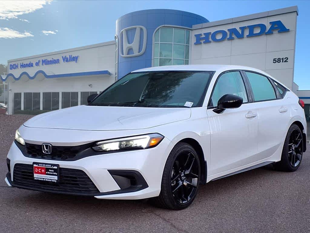 2024 Honda Civic Hatchback Sport's photo