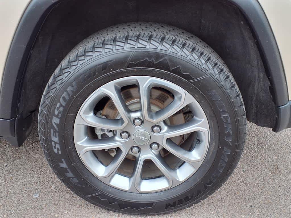 Thumbnail: 2014 Jeep Grand Cherokee - 8