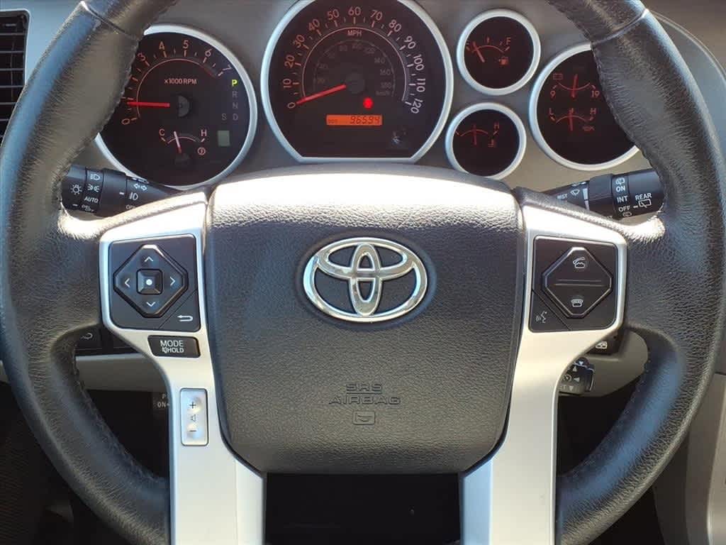 Thumbnail: 2016 Toyota Sequoia - 18