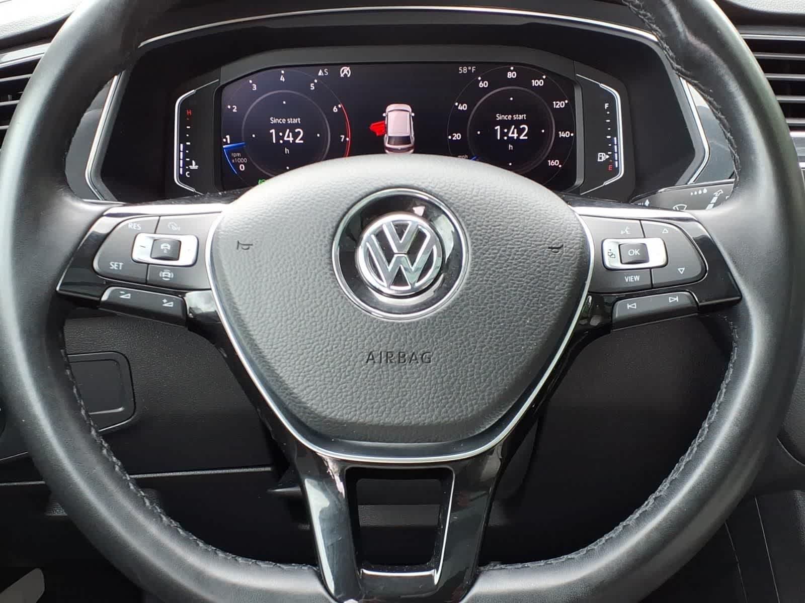 Thumbnail: 2019 Volkswagen Tiguan - 17