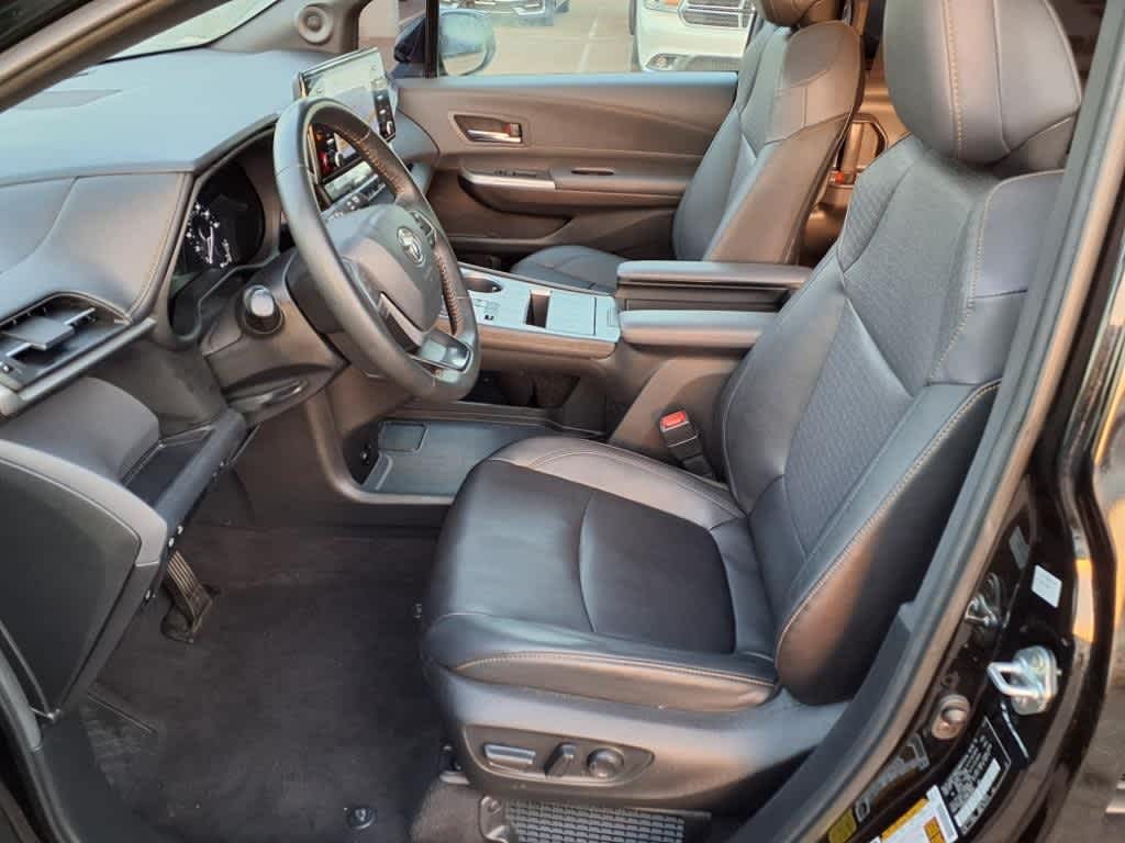 Thumbnail: 2024 Toyota Sienna - 15