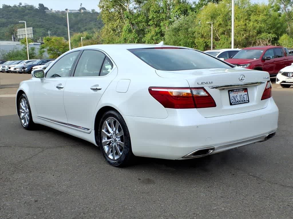Thumbnail: 2010 Lexus LS - 7