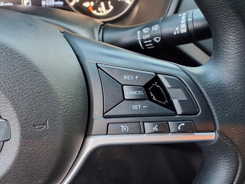 Thumbnail: 2020 Nissan Altima - 18