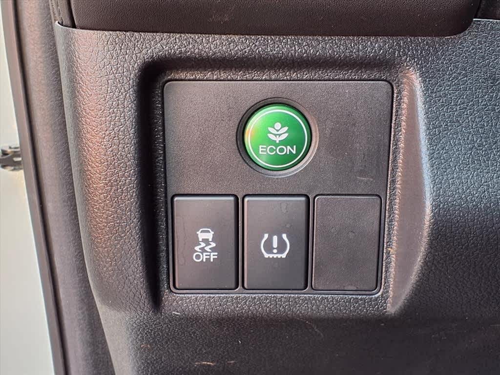 Thumbnail: 2022 Honda HR-V - 16