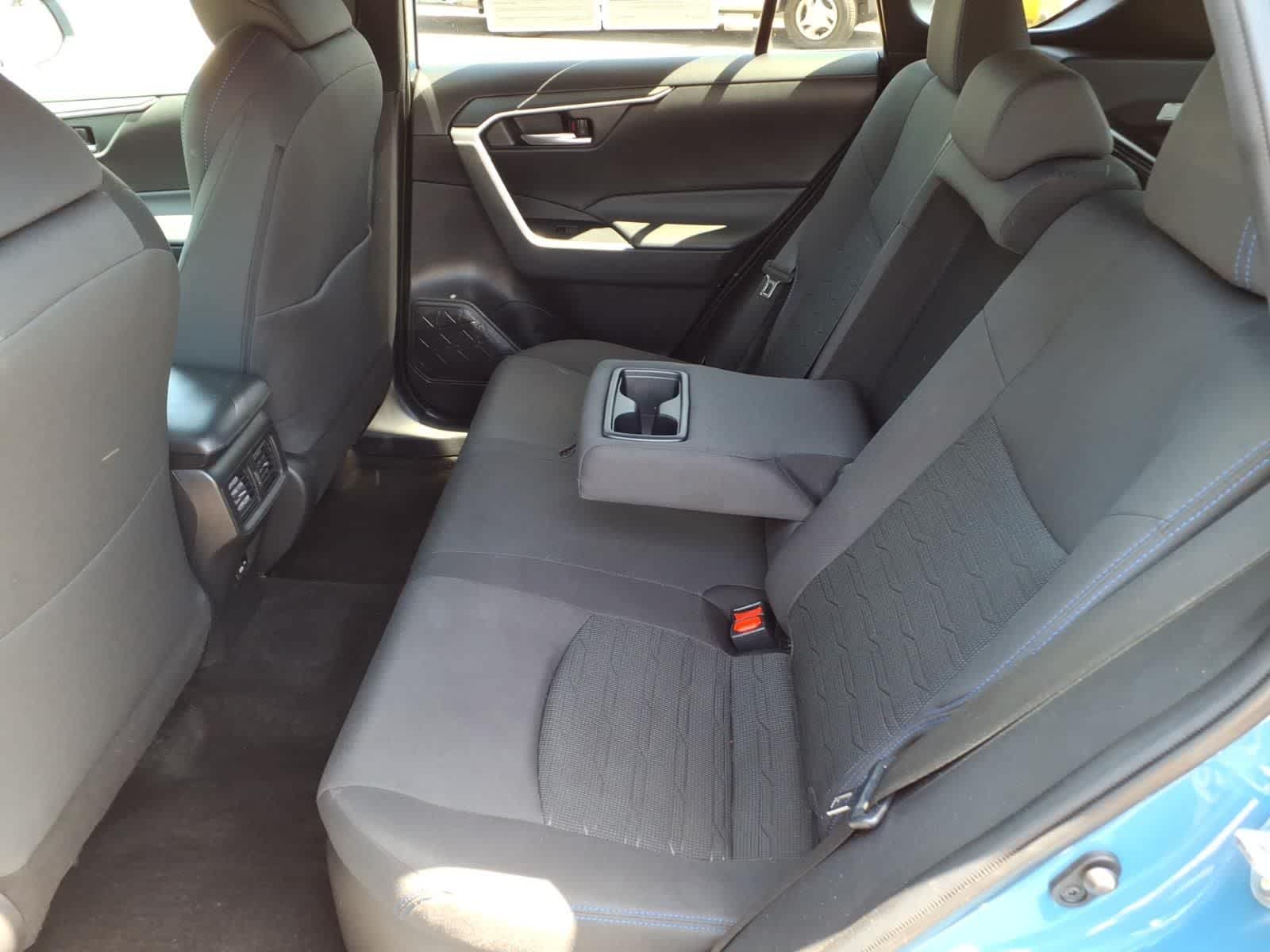 Thumbnail: 2024 Toyota RAV4 - 9